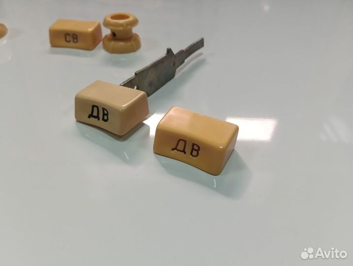 Комплект кнопок и регуляторов газ 21 и москвич 407