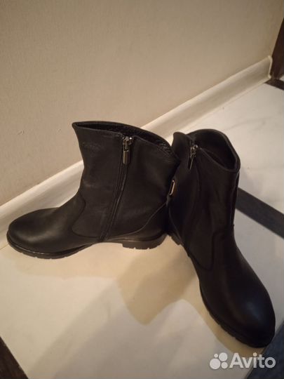 Полусапожки женские 36 размер