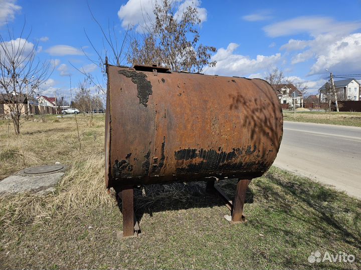 Бочка металлическая 2000литров