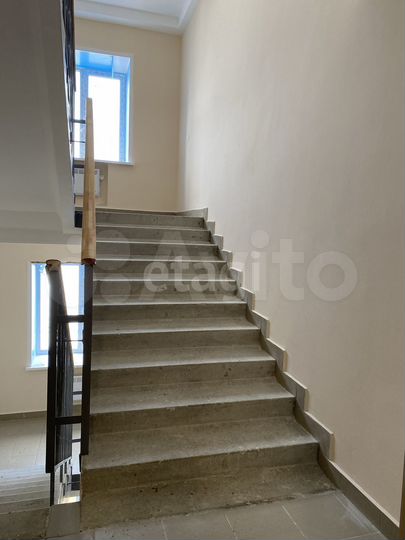 2-к. квартира, 53 м², 2/9 эт.