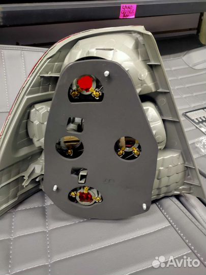 Задний фонарь corolla 120