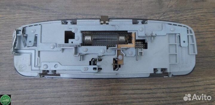 Плафон салонный Land Rover Freelander 2 L359 2.2L