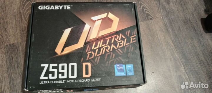 Продам материнскую плату Gigabyte z590d