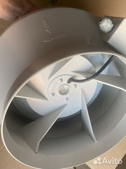 Вентилятор канальный 250 мм, 1250 кубов