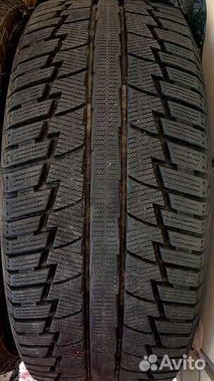 Charmhoo Winter SUV 23.5/55 R18