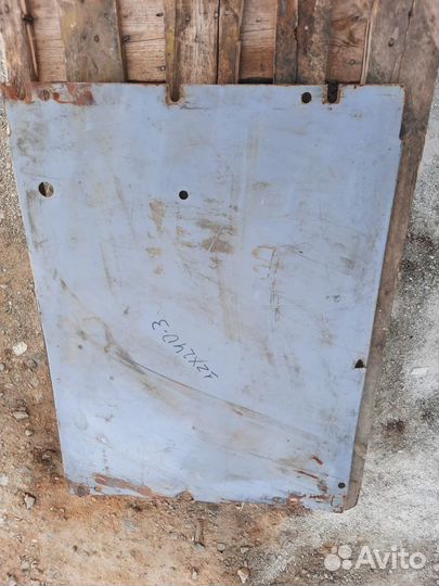 Защита Гидронасоса cover 2051939 hitachi ZX240-3