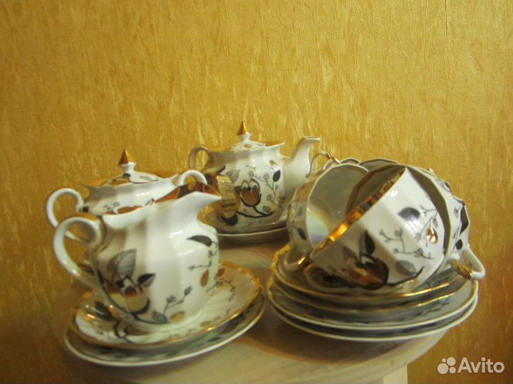 Фарфор тончайший сервиз с позолотой СССР