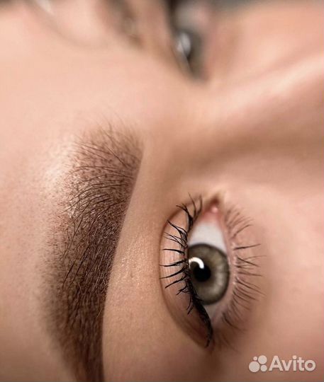 Перманентный макияж бровей губ и век татуаж