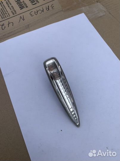 Повторитель поворотника Lexus LS 460 07-09