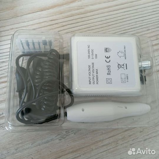 Аппарат для маникюра и педикюра с насадками