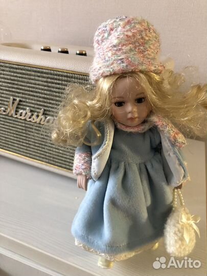 Кукла фарфоровая коллекционная