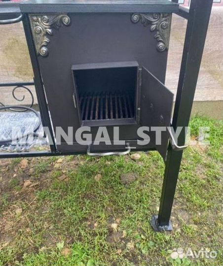 Мангал с крышей