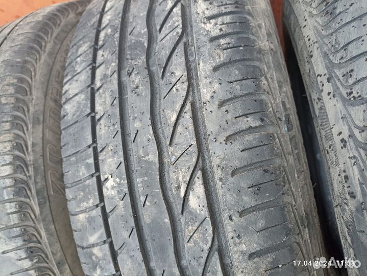 Bridgestone Blizzak LM-32 205/60 R16