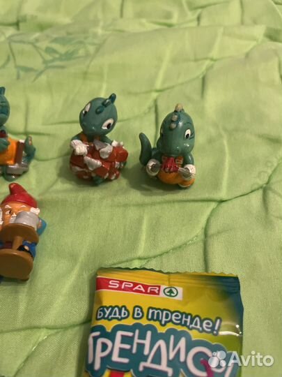 Kinder surprise лотом