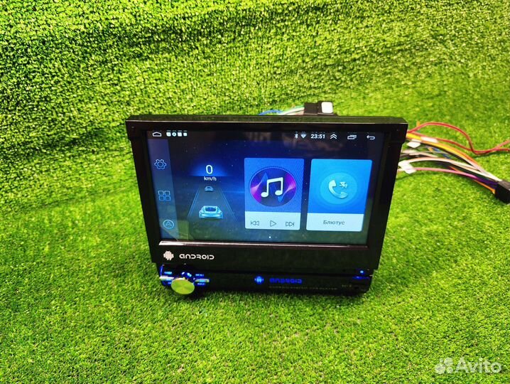 Магнитола с выдвижным экраном андроид