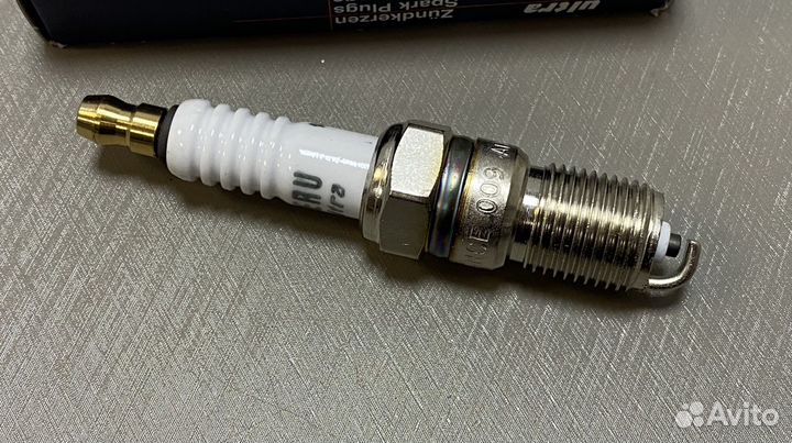 Свеча зажигания Mercedes M102/M103