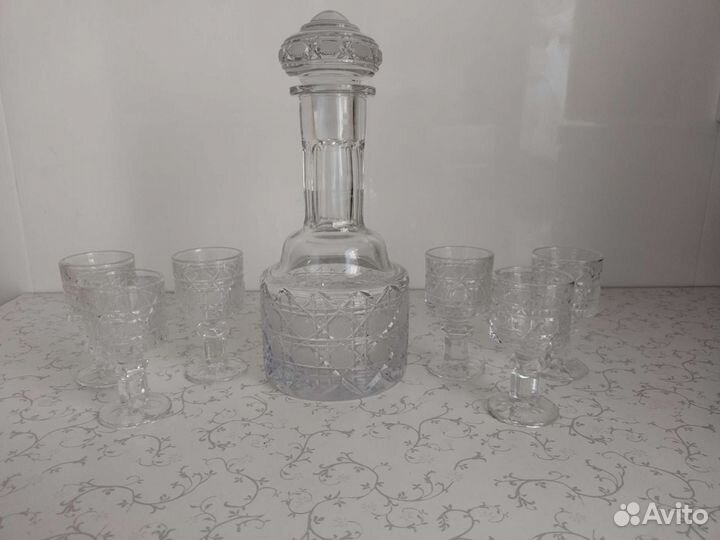 Графин хрустальный СССР и 6 рюмок