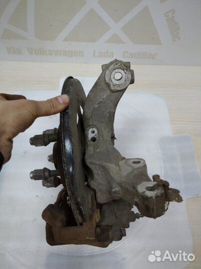 Поворотный кулак в сборе передний правый Chevrolet