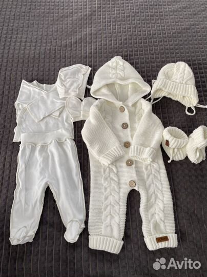 Комплект на выписку вязанный