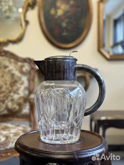 Антикварная шкатулка