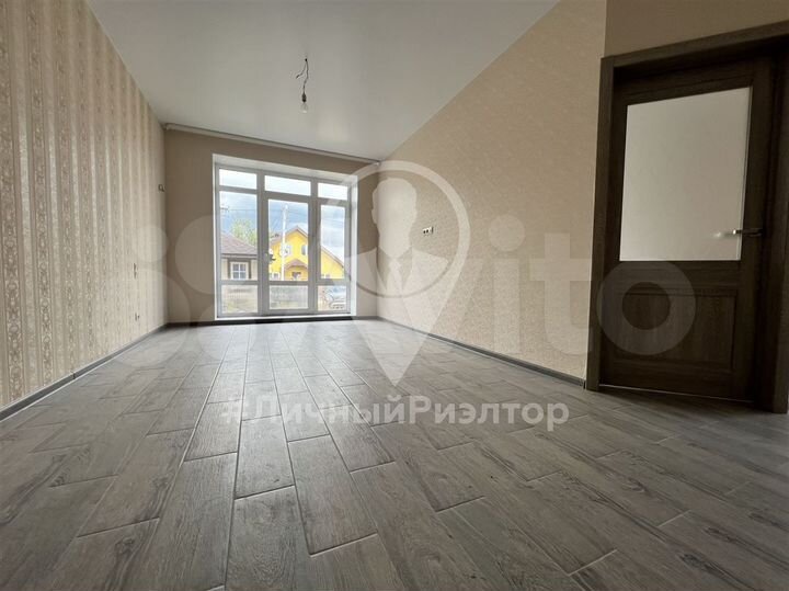 2-к. квартира, 51,4 м², 1/3 эт.