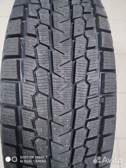 Yokohama Ice Guard G075 275/35 R23 104Q