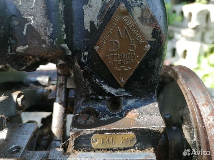 Оверлок промышленный