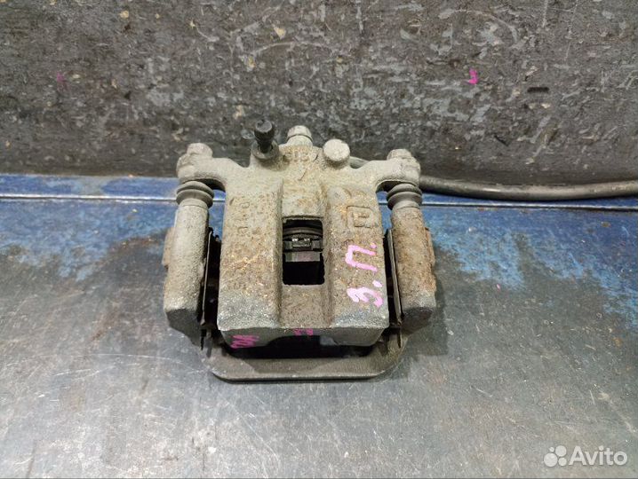 Суппорт задний правый Suzuki Grand Vitara 3 TD