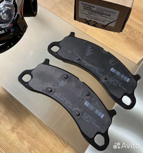 Колодки тормозные передние, Carrera 991-2, 981