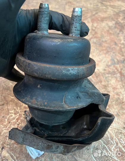 Подушка Двс Toyota 1003284