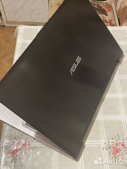 Ноутбук asus core i3