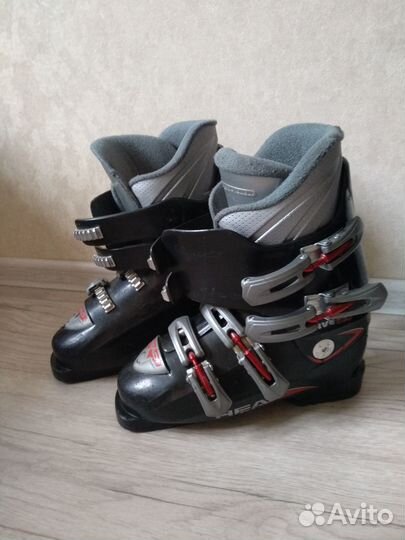 Горнолыжные ботинки детские