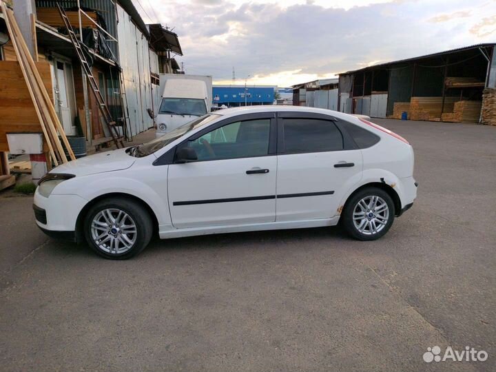 Ford Focus 1.4 МТ, 2006, 200 000 км