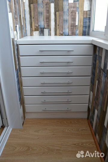 Шкафчик,тумба,комод,стеллаж на балкон