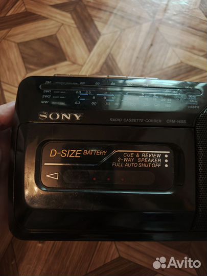 Радиоприемник sony на запчасти