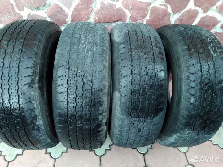 Bridgestone Dueler H/T 265/65 R17