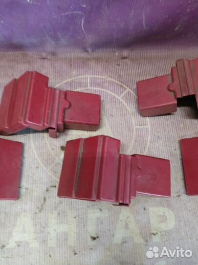 Клемма аккумулятора Mitsubishi Outlander Xl