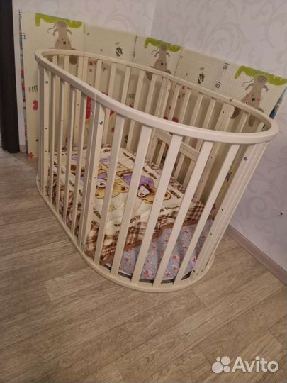 Детская кроватка трансформер 8 в 1 с маятником