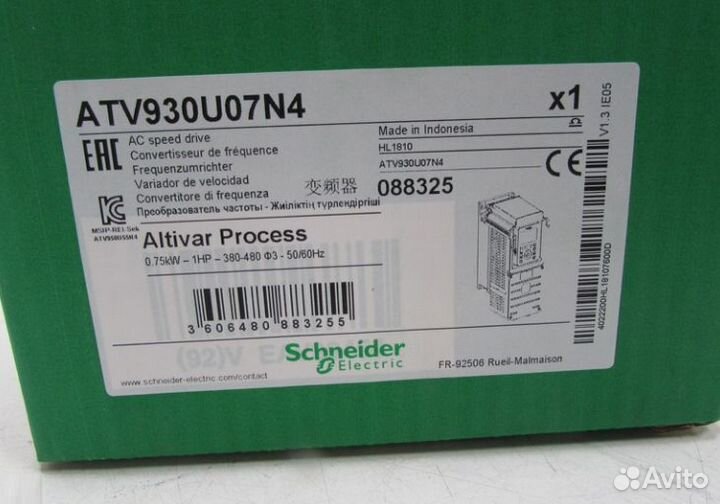 Преобразователь Schneider Electric ATV930U07N4