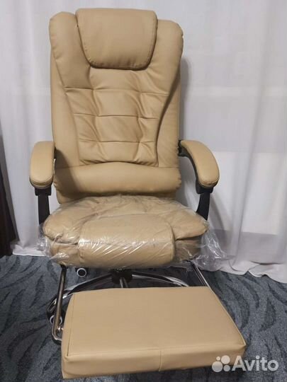 Кресло руководителя с вибромассажером новое