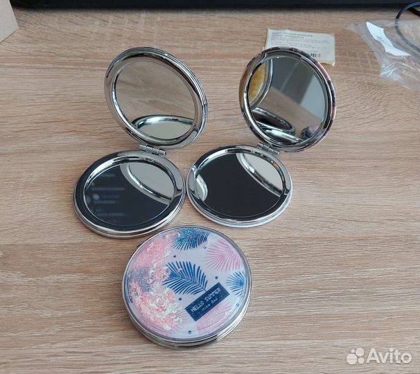 Карманное зеркало