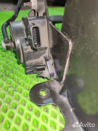 Renault Megane 2 Педаль тормоза