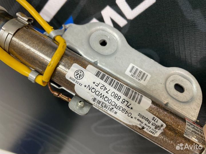 Подушка безопасности правая Volkswagen Touareg 7L