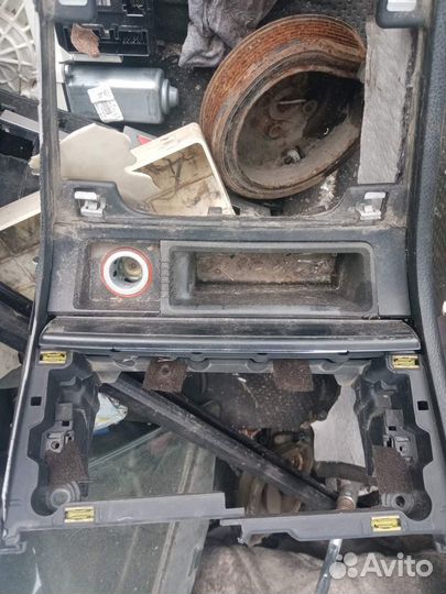 Пепельница центральная Volkswagen Passat 6