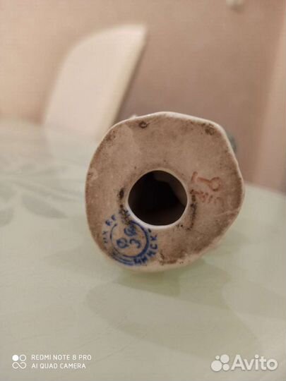 Фарфоровая статуэтка 