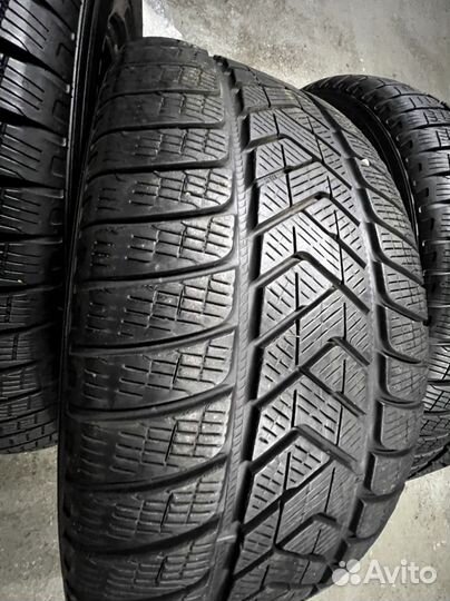 Pirelli Winter Sottozero 255/55 R19