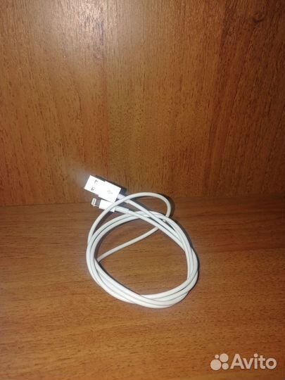 iPhone SE, 32 ГБ