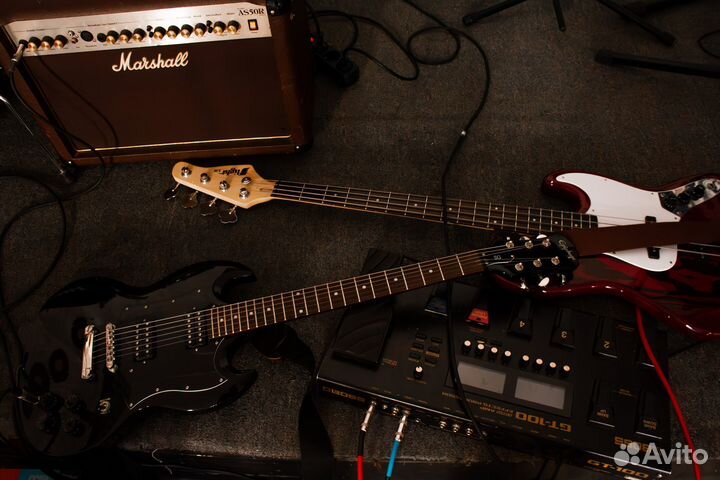 Уроки бас-гитары Школа Sound Scape