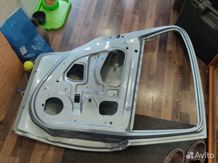 Задняя левая дверь opel corsa d