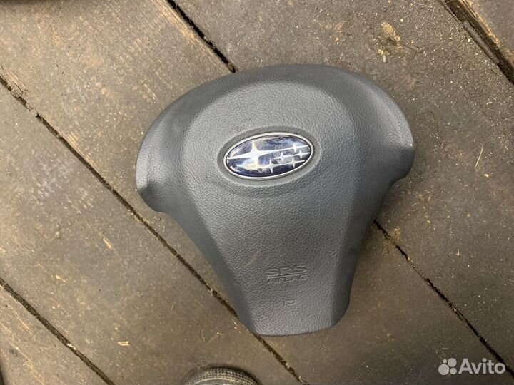 Subaru Tribeca B9 подушка безопасности в руль